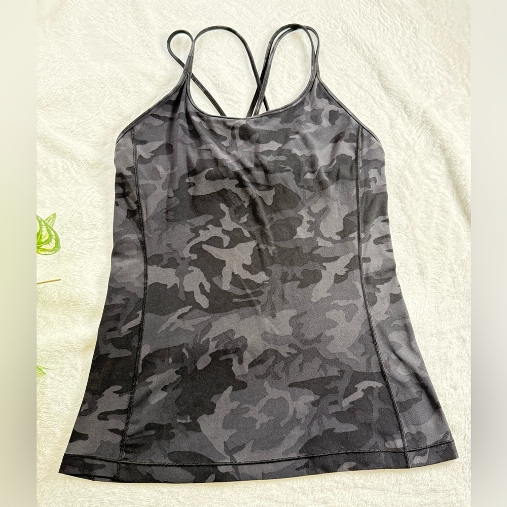 Lululemon Camo Tank Top Size 8 Criss Cross Back